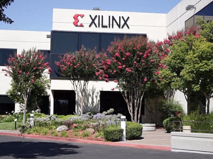 Xilinx Salary $141,448